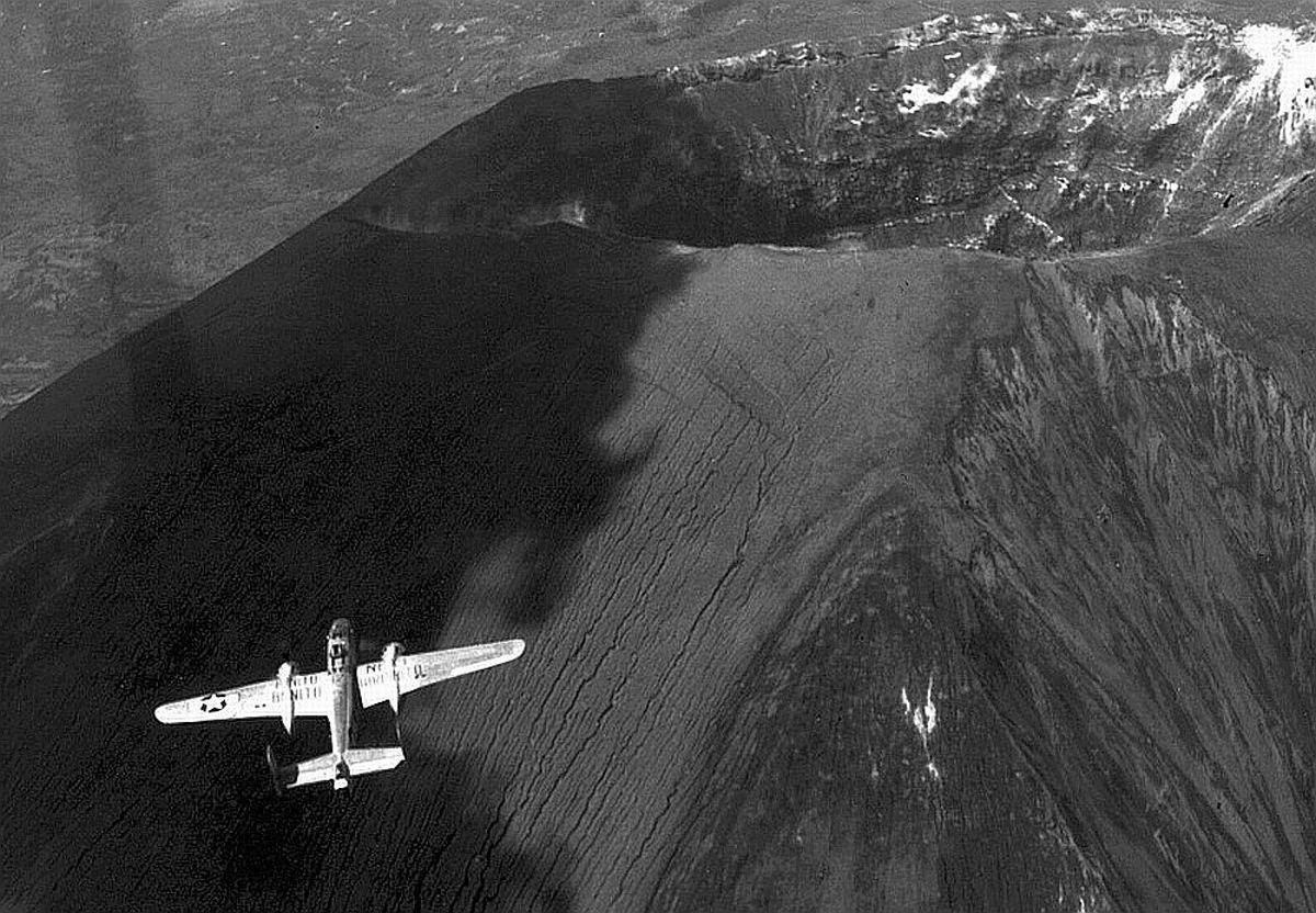 Vesuvius 8"x 10" World War II Photo 413 B-25 Mitchell Bombers Flying by Mt