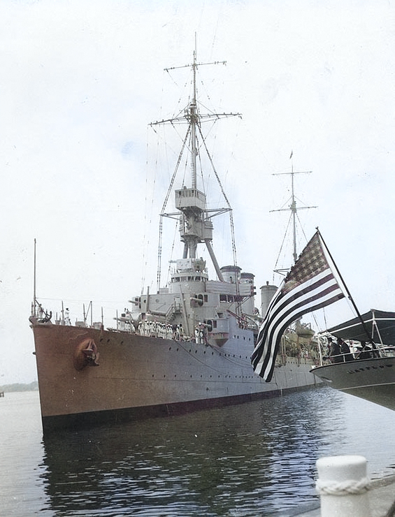 Memphis at the Washington Navy Yard, Washington DC, United States, with Charles Lindbergh on board, upon his return from Europe after his pioneering trans-Atlantic flight, 11 Jun 1927 [Colorized by WW2DB]