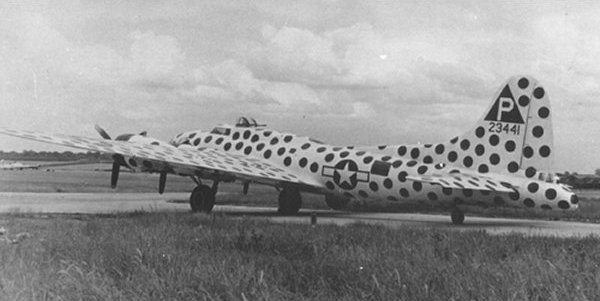 B-17F Flying Fortress aircraft 'Spotted Cow', assembly ship of 384th Bomber Group, 547th Bomber Squadron, based in RAF Grafton Underwood, Northamptonshire, England, UK, 1943, photo 1 of 2