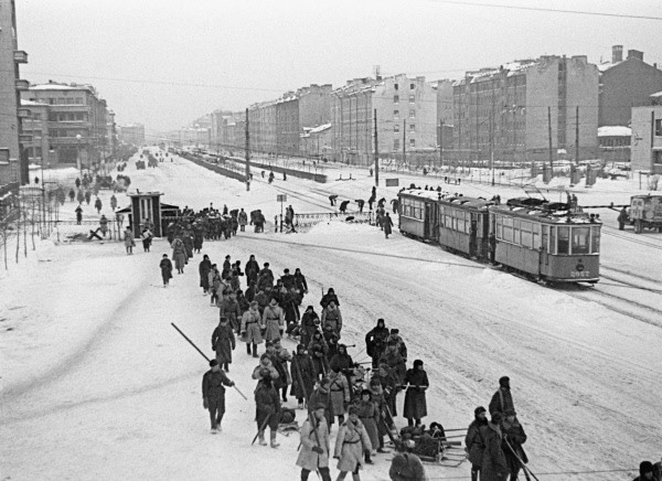 Soviet troops on Moskovsky Prospekt, Leningrad, Russia, 7 Dec 1941