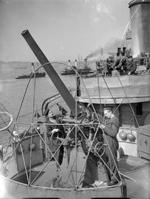 76mm anti-aircraft gun aboard ORP Blyskawica, Britain, 13 Sep 1940