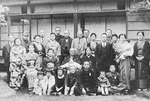 Chuichi Nagumo con su familia, Japón, 1943