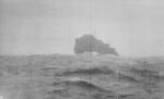Hundimiento del portaaviones Unryu en el Mar de China Oriental, observado por el USS Redfish, 19 de diciembre de 1944