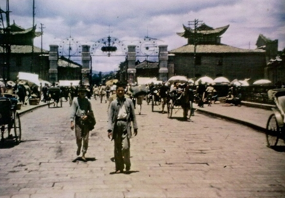 Street scene near Huguo Gate, Kunming, Yunnan Province, China, circa 1944