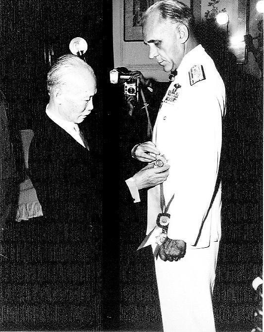 Chinese Vice President Chen Cheng presenting US Navy Vice Admiral Roland Smoot an award, 1962