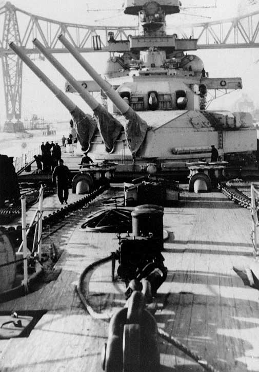 Scharnhorst's foredeck, Kiel, winter 1939-1940