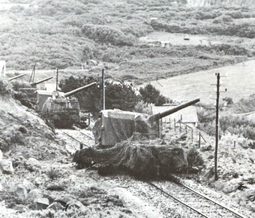 15 cm K (E) railway guns deployed as coastal guns, circa 1940s, photo 1 of 2