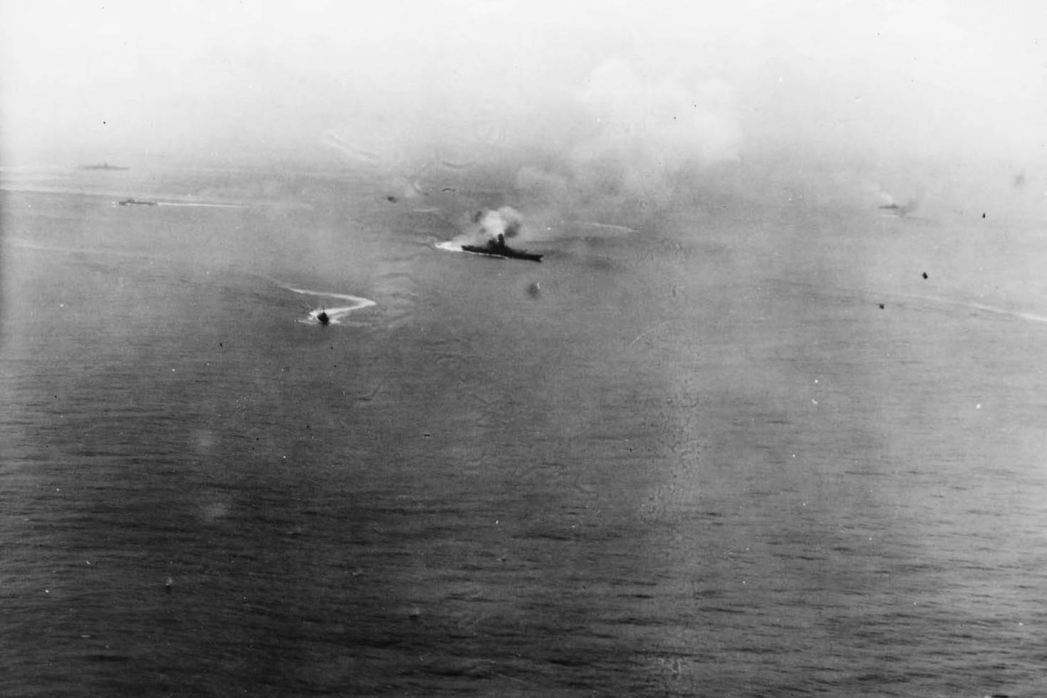 Yamato being attacked in the East China Sea, 7 Apr 1945. Note the Agano-class cruiser Yahagi in the upper left distance.