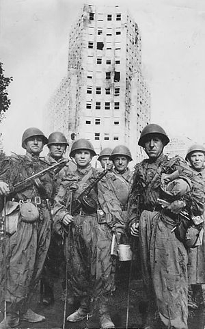 [Photo] Soviet troops in Belgrade, Yugoslavia, late 1944 | World War II ...