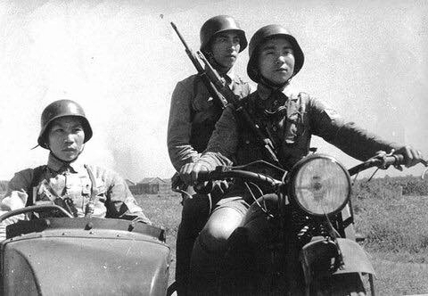 Chinese soldiers on a K800 motorcycle, circa 1937