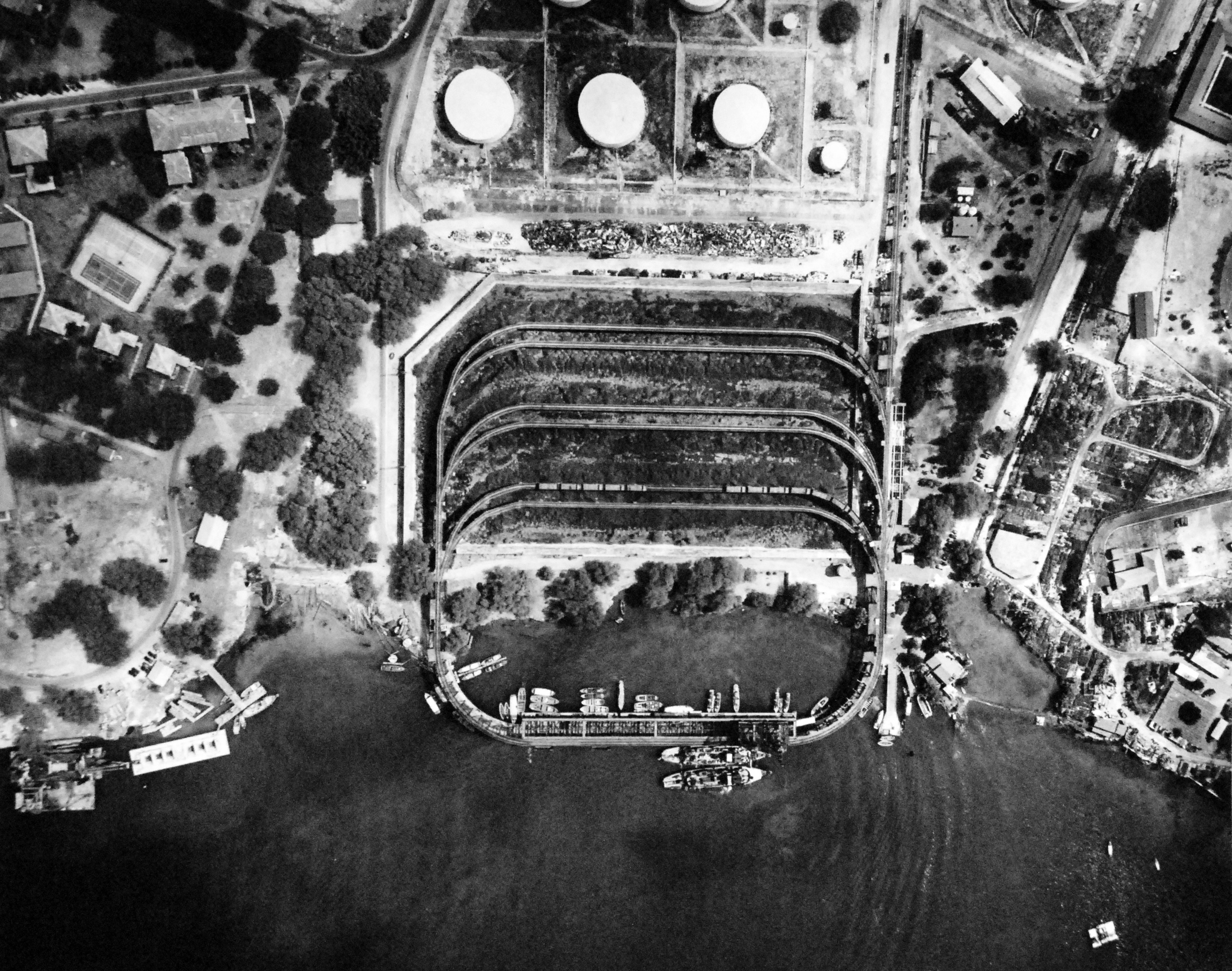 Aerial view of the coaling facilities in the entrance channel of Pearl Harbor, Hawaii, 16 Oct 1941. The coaling station was the US Navy’s first use of Pearl Harbor beginning in 1903.