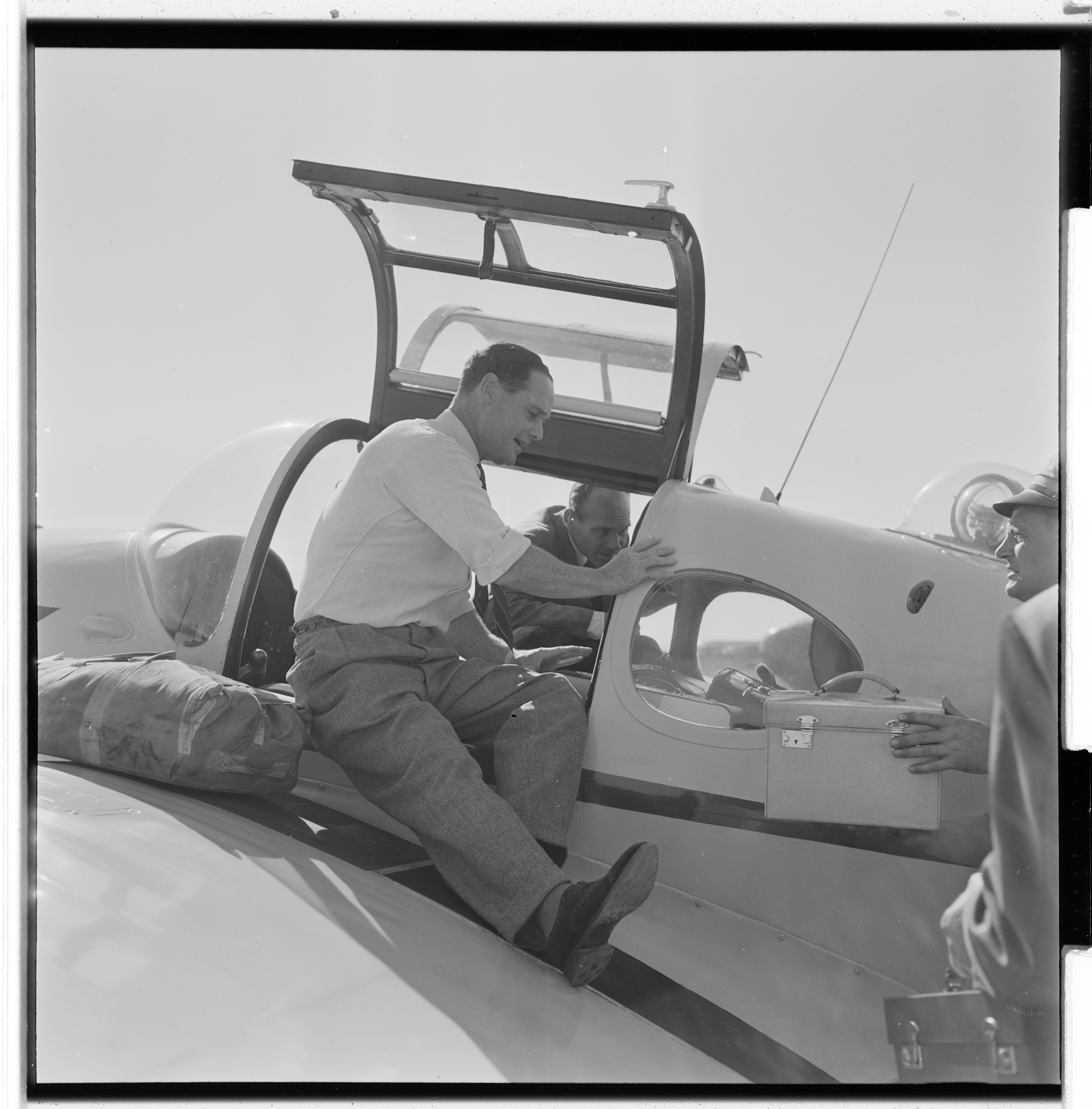 Douglas Bader inspecting a Norwegian Gemini aircraft, Fornebu, Bærum, Akershus, Norway, 1955, photo 8 of 8