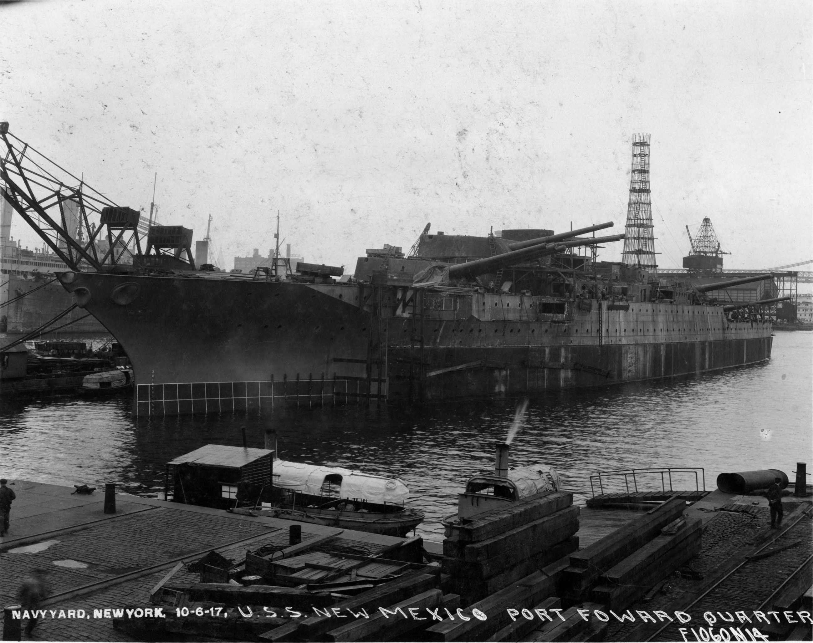 Equipping battleship New Mexico, New York Navy Yard, Brooklyn, New York, United States, 6 Oct 1917, photo 2 of 2