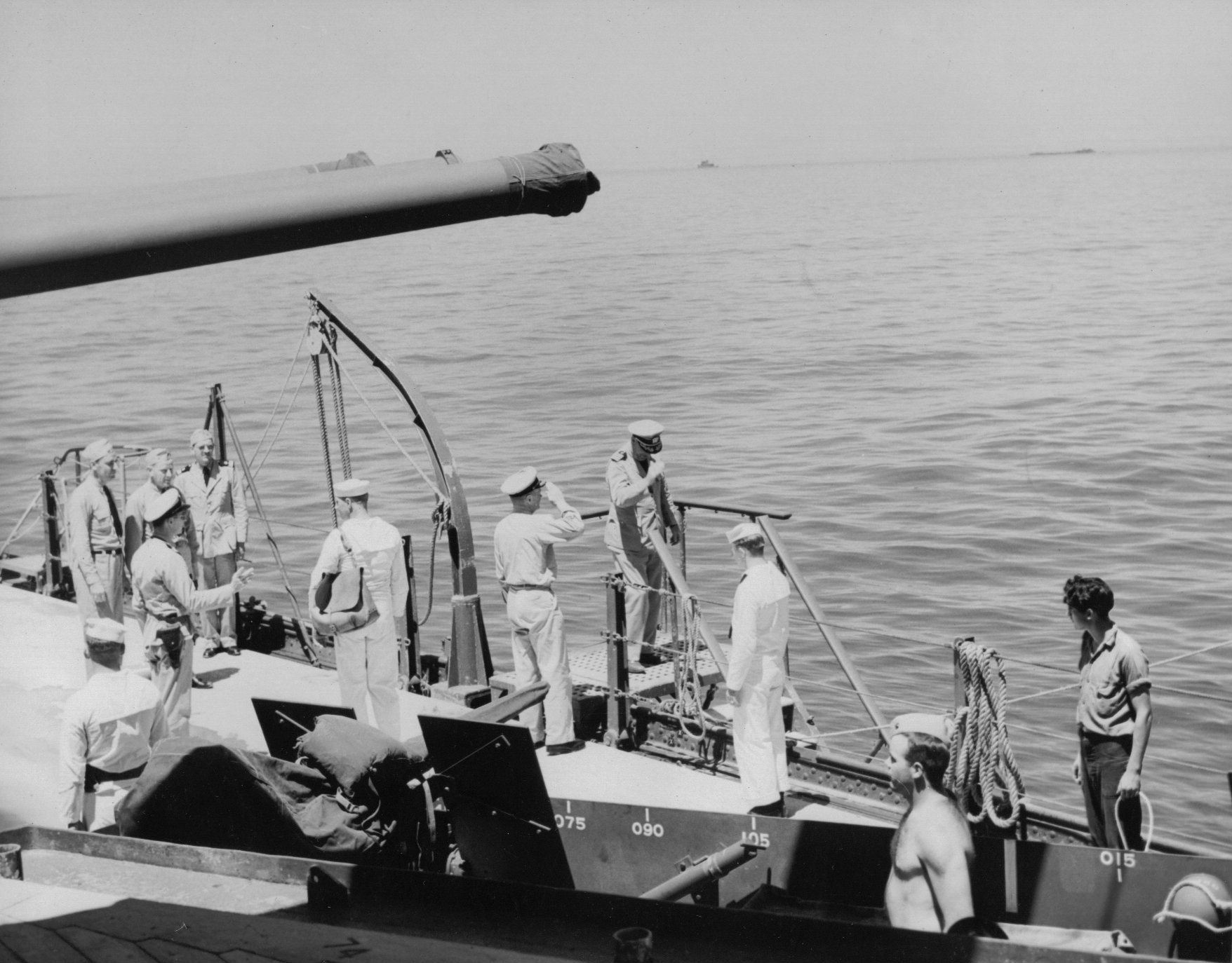 An officer disembarking USS New Jersey after the commissioning ceremony, Philadelphia Navy Yard, Pennsylvania, United States, 23 May 1943