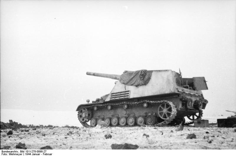 SdKfz 165 self-propelled gun in the Soviet Union, Jan-Feb 1944