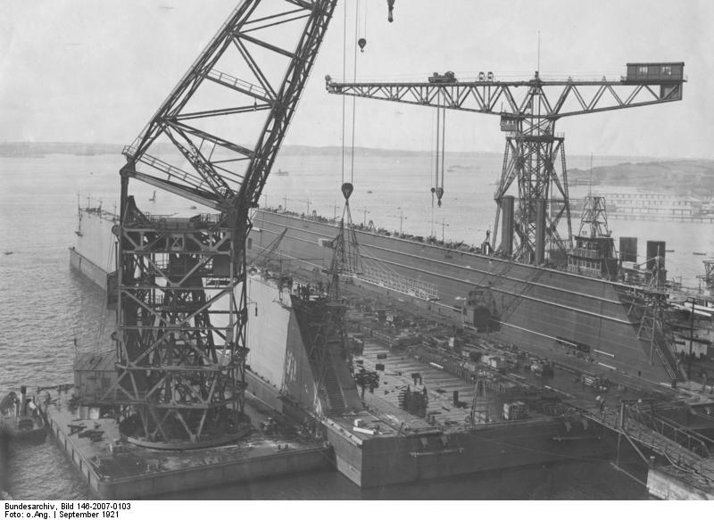 Construction of the 40K floating dry dock, Deutsche Werke Kiel, Germany, Sep 1921
