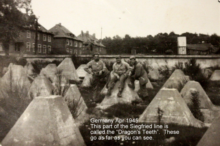 [Photo] Dragon's teeth anti-vehicle obstacles, Germany, Apr 1945 ...