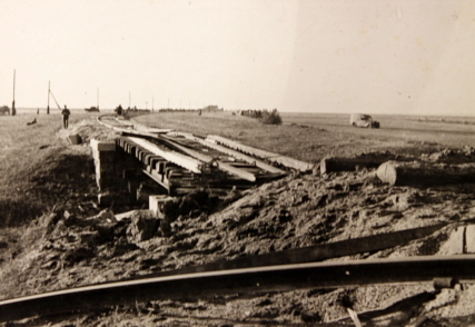 Temporary bridge erected by German troops, location and date unknown