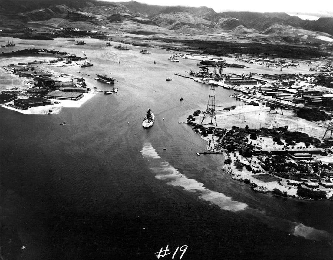 Battleship USS West Virginia entering Pearl Harbor and turning at Hospital Point, 26 May 1935. Note the radio towers on Hospital Point. Page 2 of 2.