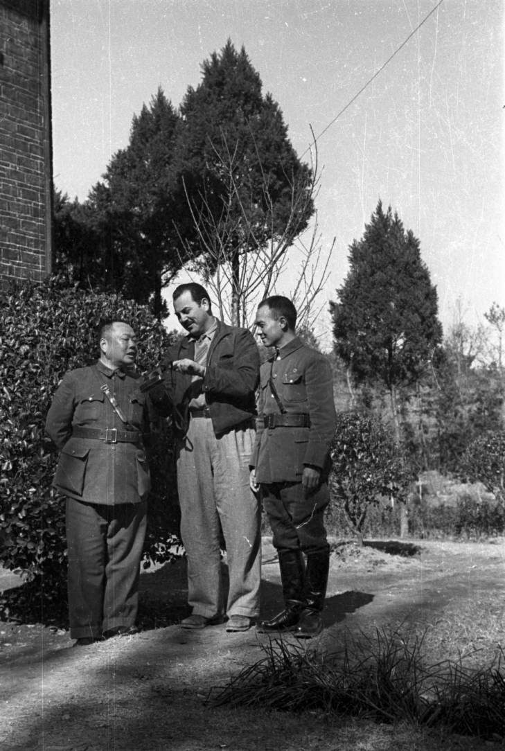 Harrison Forman with two Chinese officials, Changsha, Hunan Province, China, 1942, photo 1 of 2