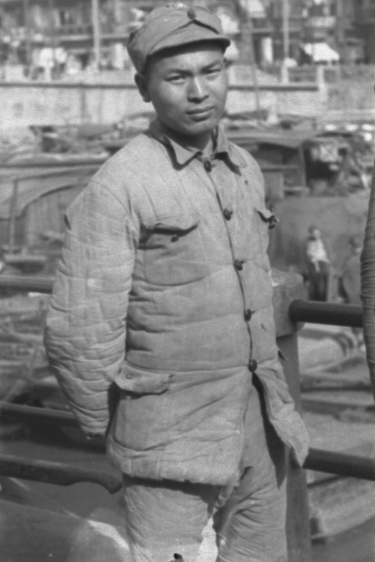 [Photo] Chinese soldier, Shanghai, China, 1941 | World War II Database