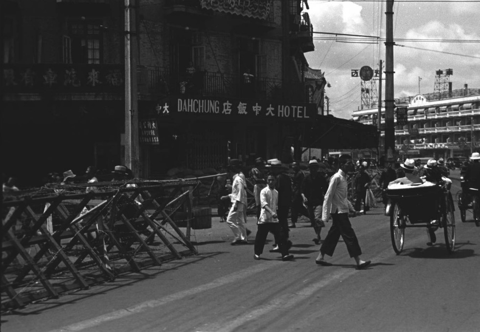 Hotel protected by sandbags, French Concession Zone, Shanghai, China, mid-1937
