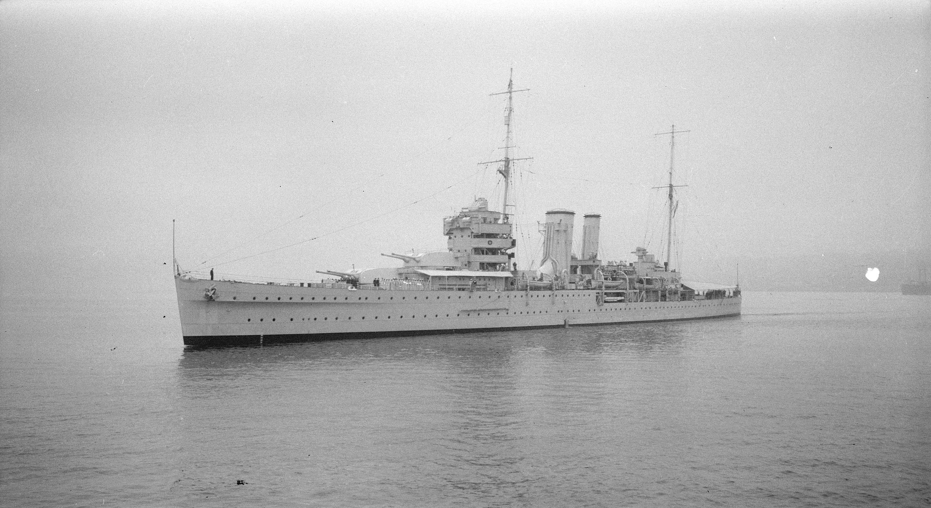 HMS York at Vancouver, British Columbia, Canada, 10 Aug 1938
