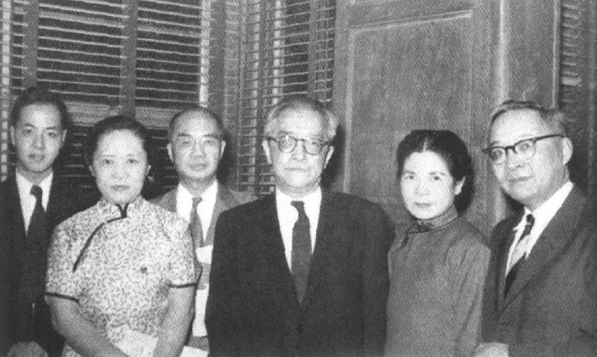Lee Tsung-Dao, Wu Chien-Shiung, Cheng Qibao, Hu Shih, Lan Rujuan (Cheng's wife), and Sih Kwang-Tsien at a Chinese-American association gathering, New York, New York, 1957