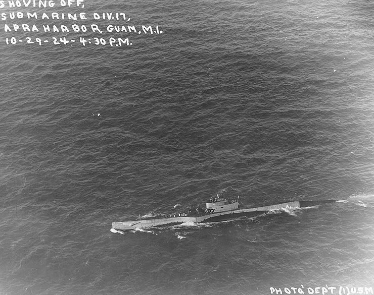 USS S-39 in Apra Harbor, Guam, 29 Oct 1924