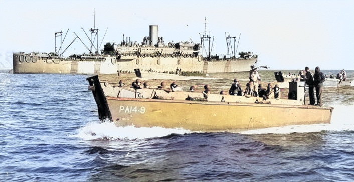 [Photo] LCVP Landing Craft From Amphibious Transport Ship USS Hunter ...