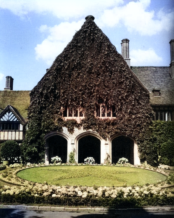 Cecilienhof Palace, Jul-Aug 1945, photo 1 of 3 [Colorized by WW2DB]