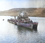 USS Kearny at Reykjavík, Iceland, 19 Oct 1941, two days after she was torpedoed by the German submarine U-568. USS Monssen is alongside. Note the torpedo hole in Kearny