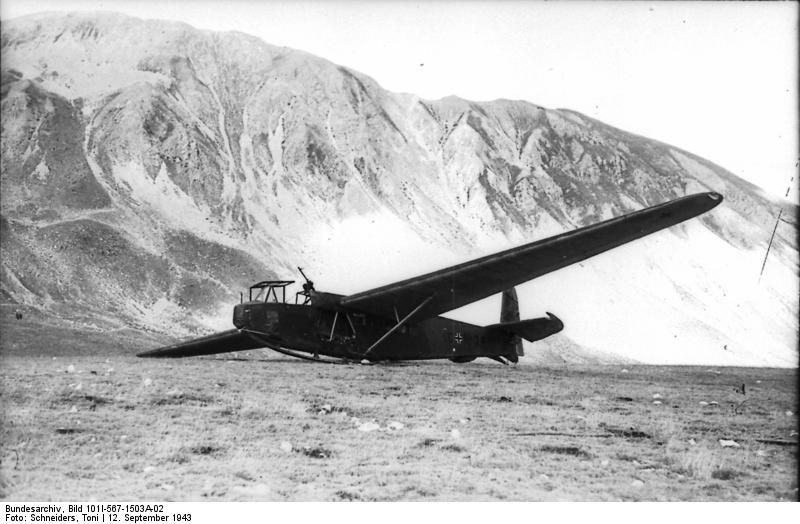 German DFS 230 C-1 glider at Gran Sasso, Italy, 12 Sep 1943, photo 1 of 7