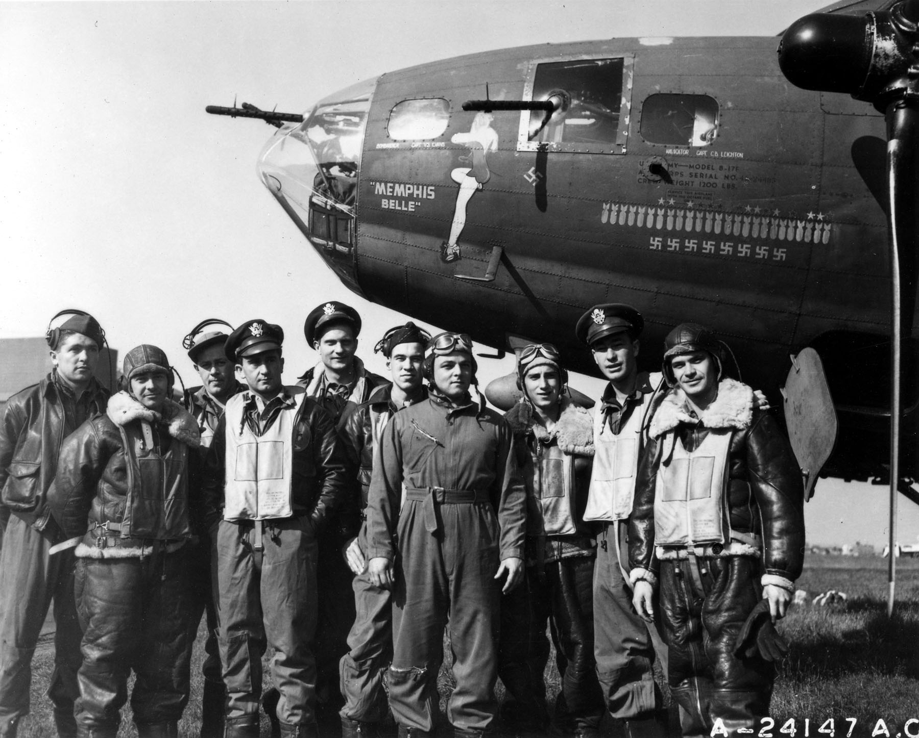 b 24 bomber crew listings