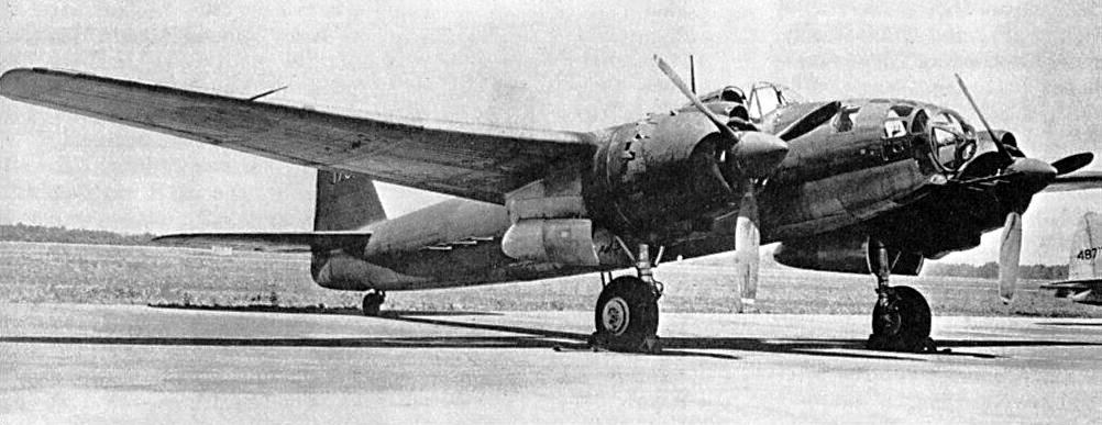 Yokosuka P1Y Ginga Navy Type 11 medium bomber, date and location unknown, photo 4 of 4; note set of 3 pitot tubes along after fuselage