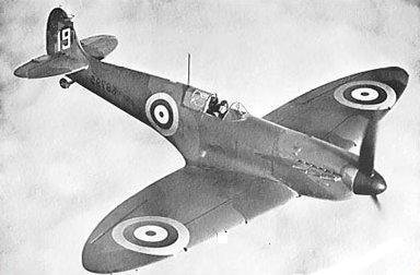 Spitfire Mk IA fighter in flight, date unknown