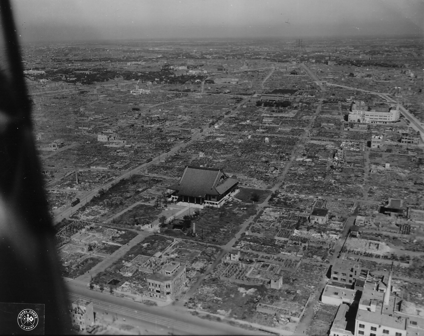 [Photo] Aerial View Of Devastated Asakusa, Tokyo, Japan, 28 Sep 1945 ...