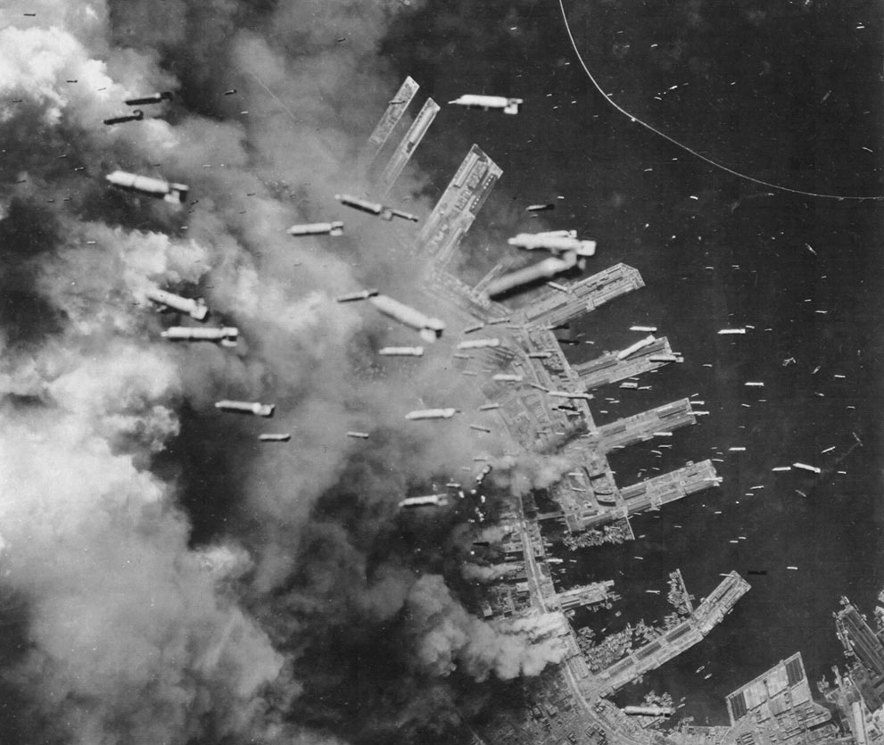 American bombs falling on Kobe, Japan, 4 Jun 1945