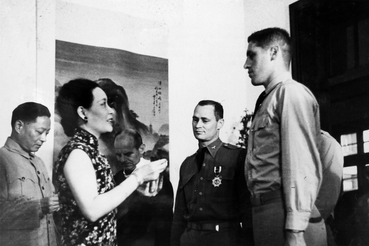 Song Meiling awarding Brigadier General James Doolittle (note Order of the Cloud and Banner 3rd Class), Colonel John Hilger (note Order of the Cloud and Banner 6th Class), and Captain Henry Potter for Doolittle Raid success, Chongqing, China, 29 Jun 1942