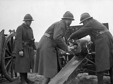 French soldiers firing 75mm cannon against German armor at Dunkirk, late May 1940