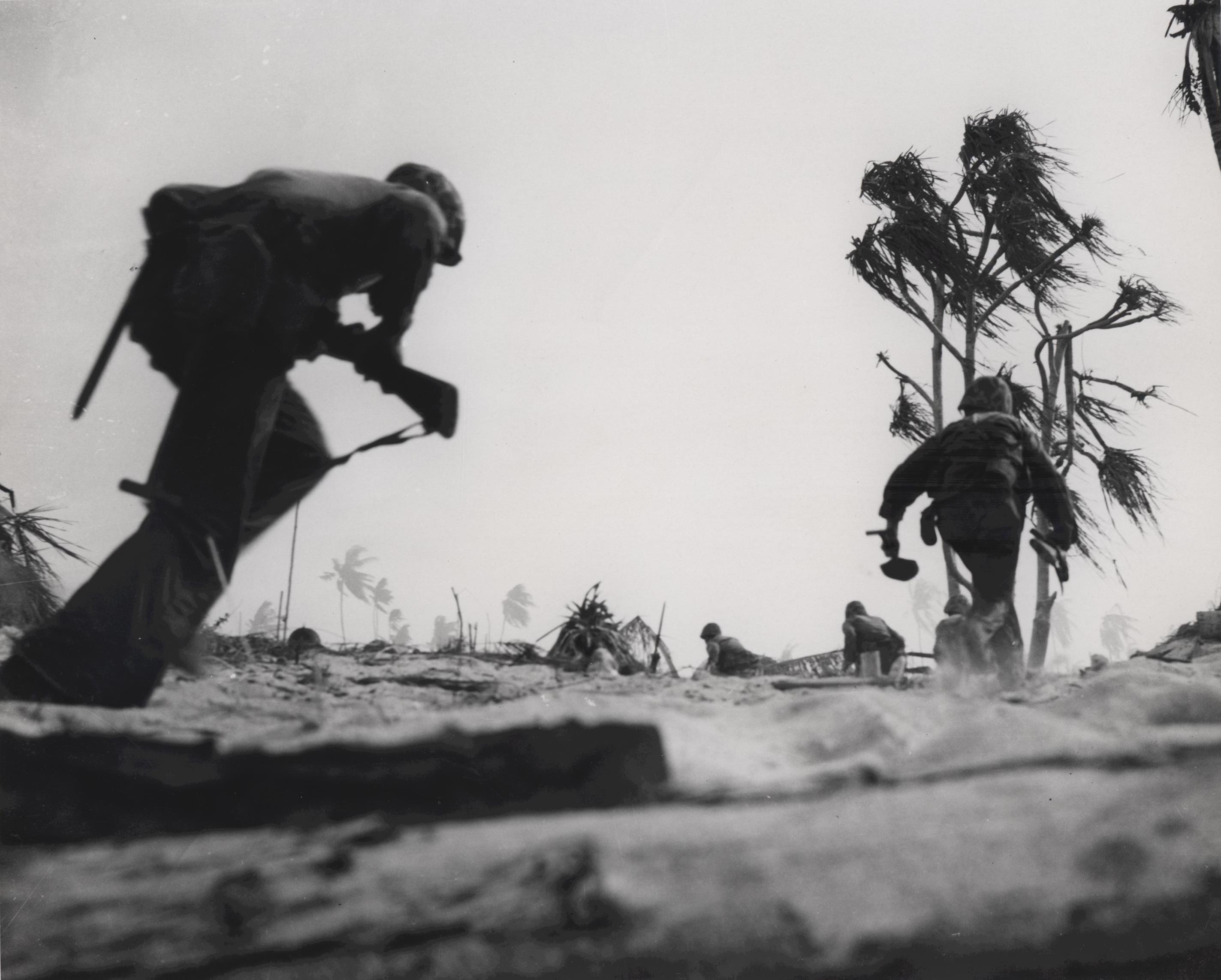 Men of US 2nd Marine Division fighting on Tarawa, Gilbert islands, Nov 1943