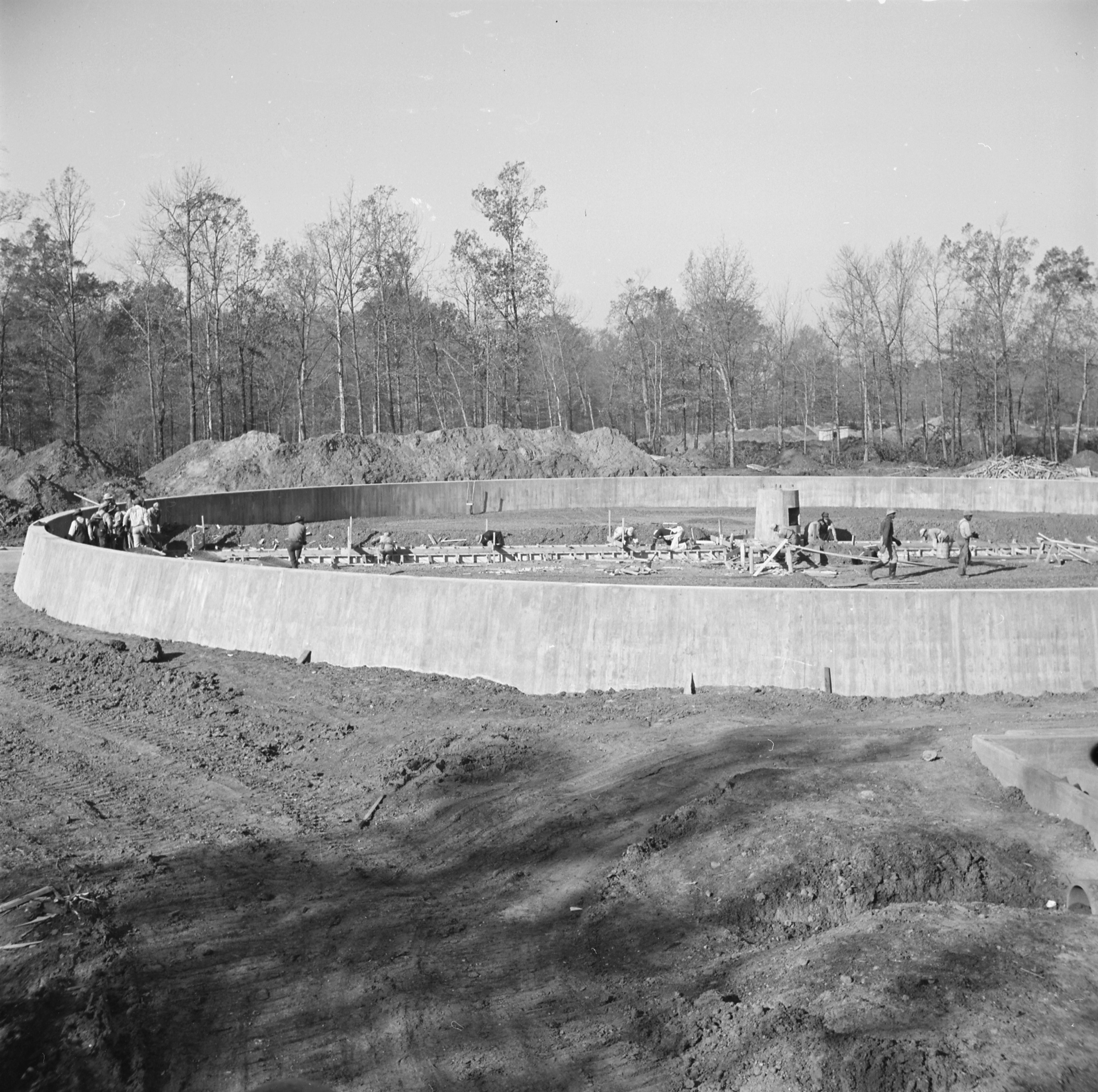 Construction of the sewage disposal plant at Jerome War Relocation Center, Arkansas, United States, 14 Nov 1942, photo 5 of 5