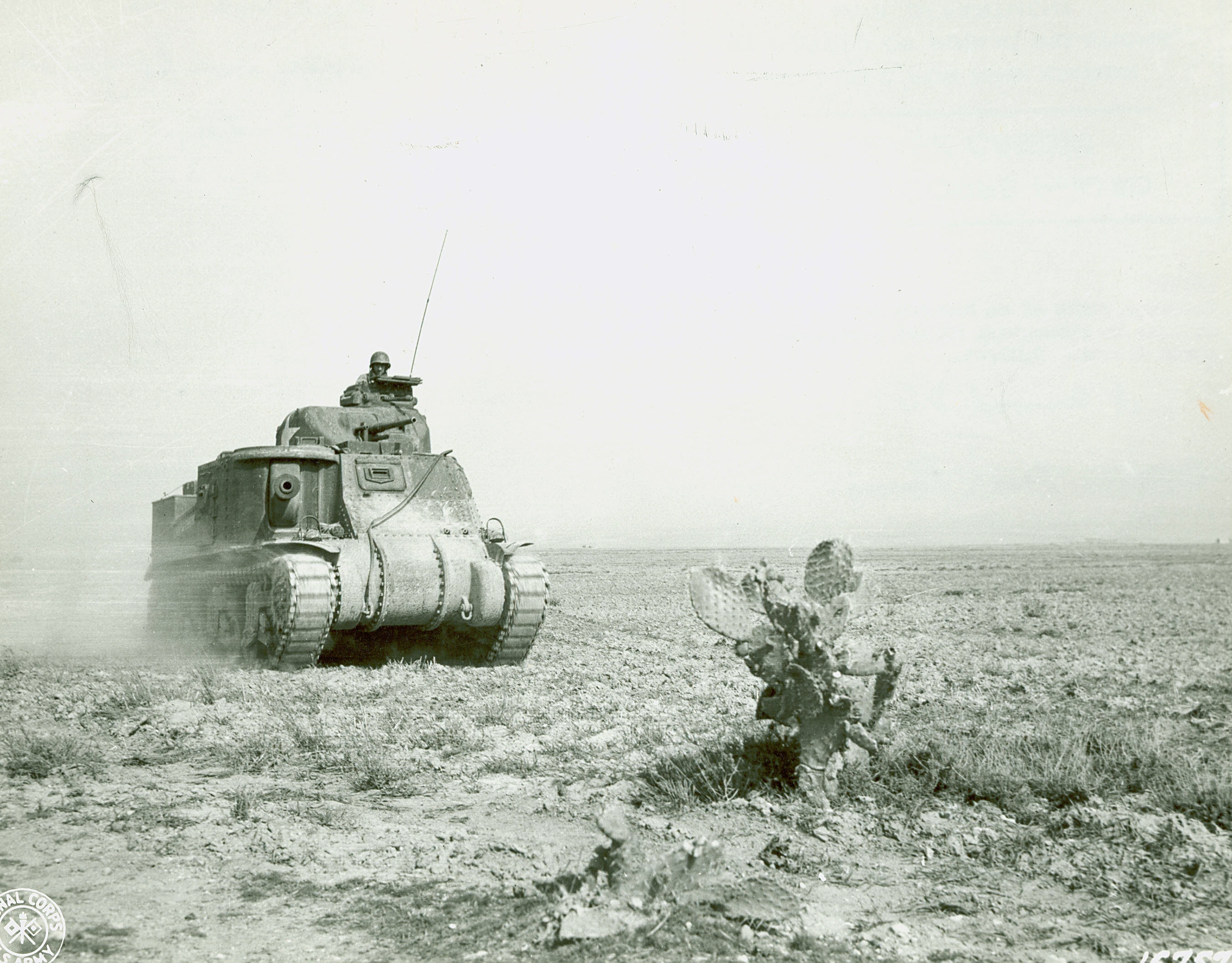 An American M3 Lee tank near Kasserine Pass in Tunisia, late Feb 1943
