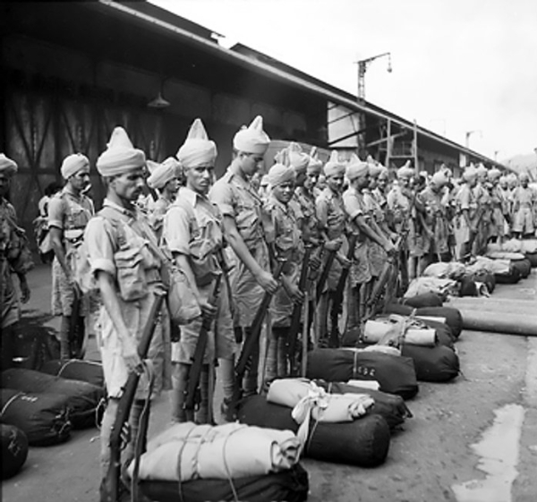 Newly-arrived Indian Commonwealth troops at Singapore, Nov 1941