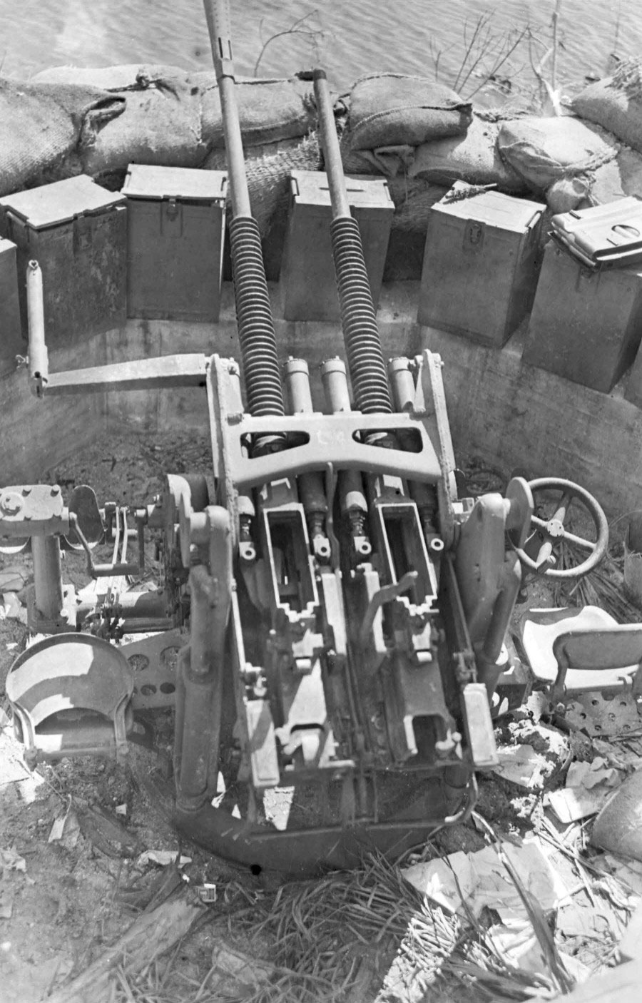 Photo Japanese 25mm Dual Mount Anti Aircraft Gun In Its Revetment On