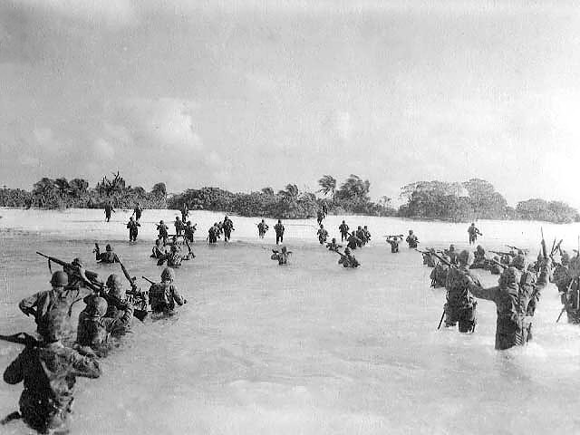 Photo Us Marines Landing On Eniwetok Marshall Islands 17 Feb 1944