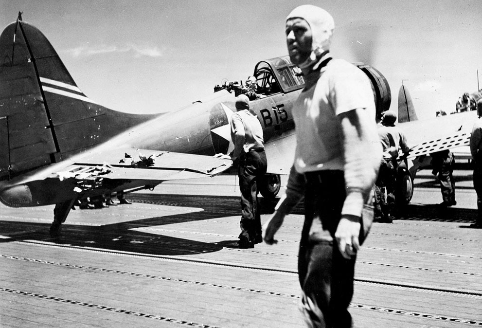 Enterprise VB-6 SBD, with pilot Ensign George Goldsmith and Radioman 1st Class James Patterson, Jr. still onboard, on the flight deck of Yorktown due to fuel exhaustion, 4 Jun 1942, photo 1 of 2