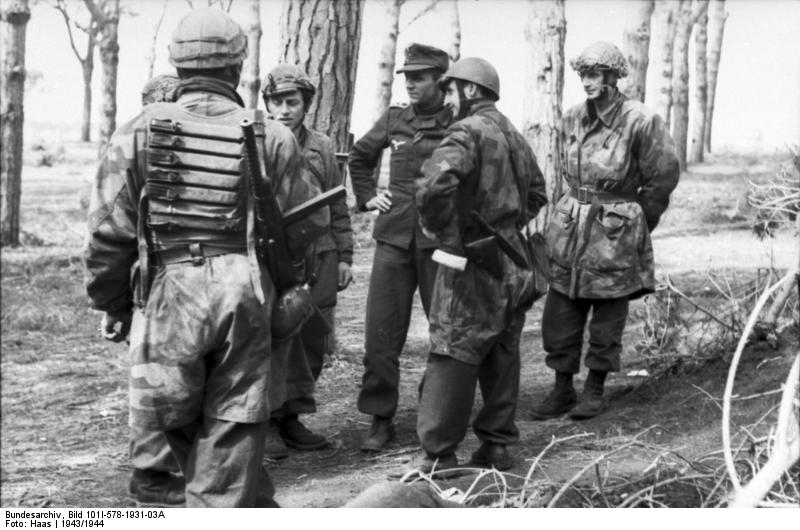 Italian paratroopers in a forest at Monte Cassino, Italy, 1943-1944, photo 1 of 3