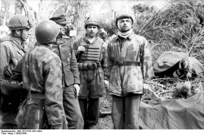 Italian paratroopers in a forest at Monte Cassino, Italy, 1943-1944, photo 2 of 3