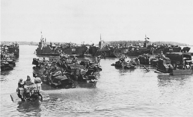 [Photo] American transports unloading supplies at Morotai, Sep 1944 ...